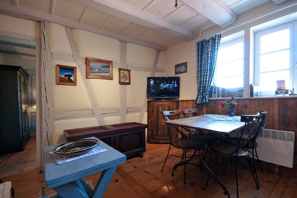 Gite Chez Marianne Riquewihr Kamer foto